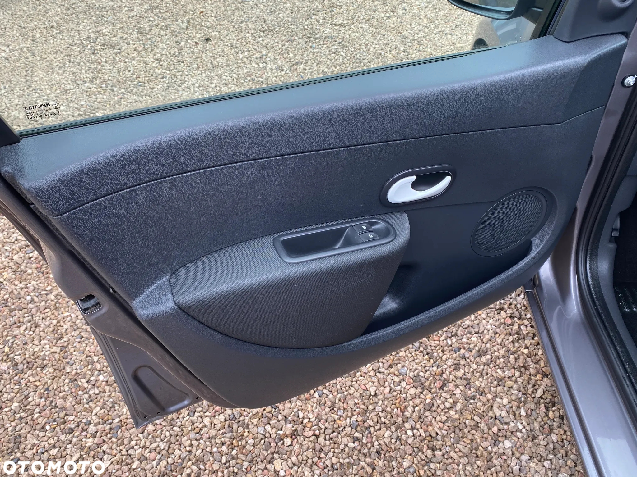 Renault Clio 1.2 16V 75 Dynamique - 29