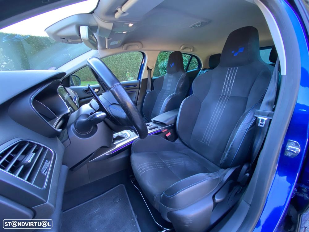 Renault Mégane 1.6 TCe GT EDC - 24