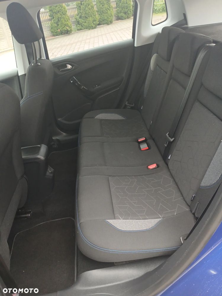 Peugeot 2008 PureTech 110 GPF Stop&Start EAT6 Signature - 17