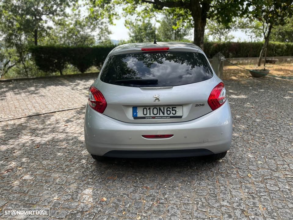 Peugeot 208 1.2 VTi Access - 2