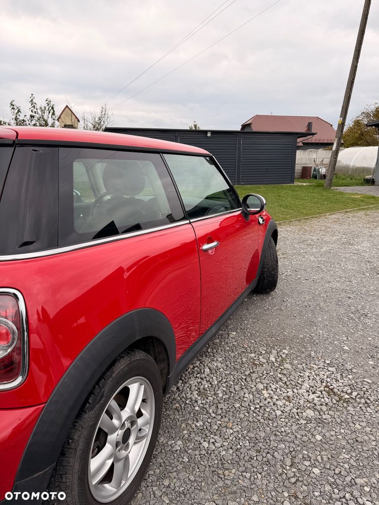 MINI ONE D - 6