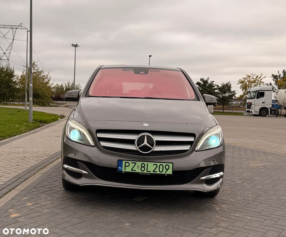 Mercedes-Benz Klasa B (Electric Drive) 250 e - 7