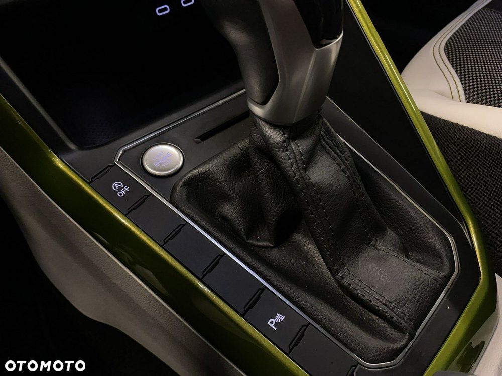 Volkswagen Taigo - 36