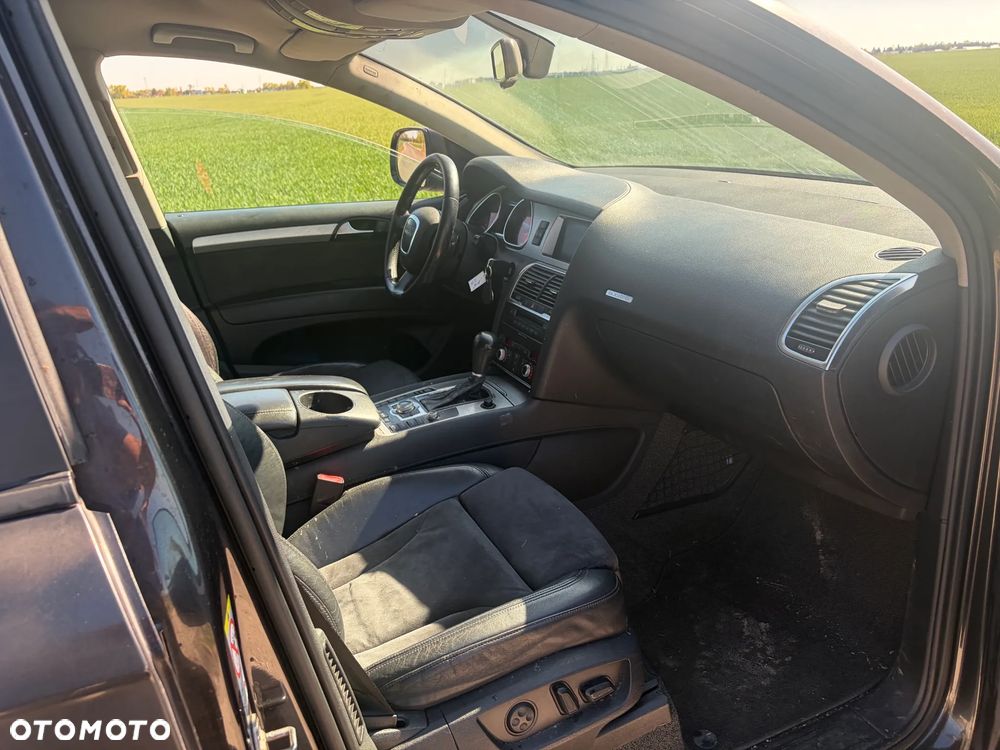 Audi Q7 3.0 TDI DPF quattro tiptronic - 11