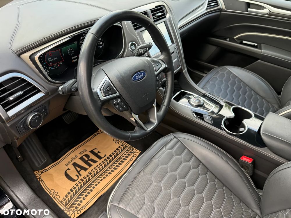 Ford Mondeo 2.0 EcoBlue Allrad VIGNALE - 13