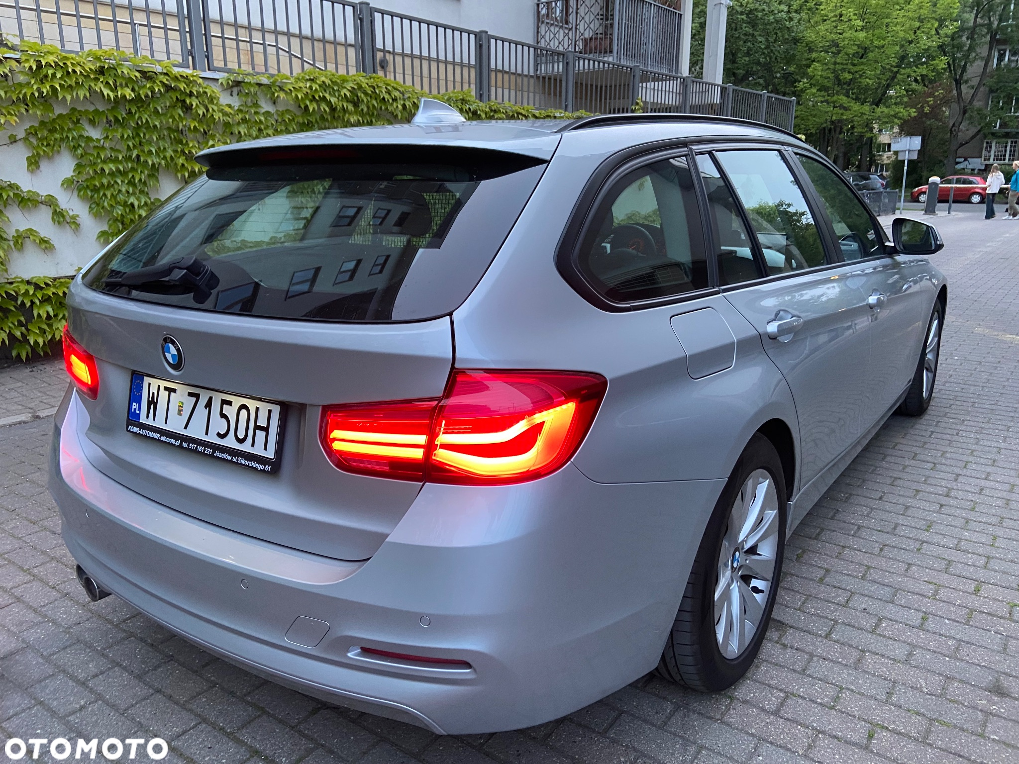 BMW Seria 3 320d Luxury Line sport - 4