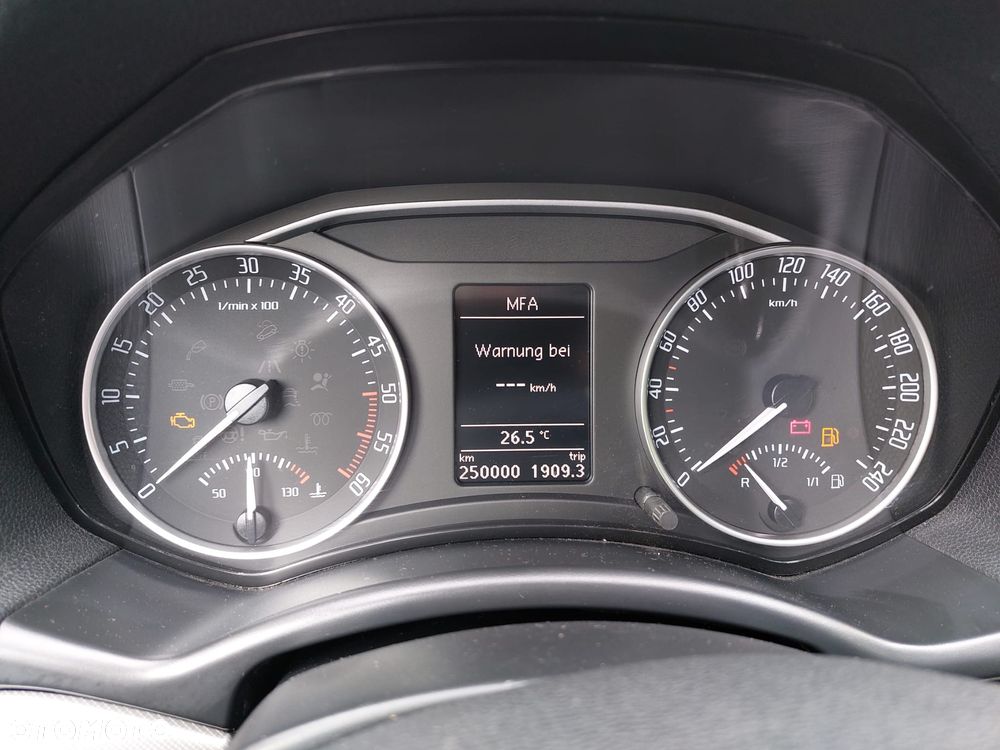 Skoda Octavia 1.6 TDI Elegance DSG - 20