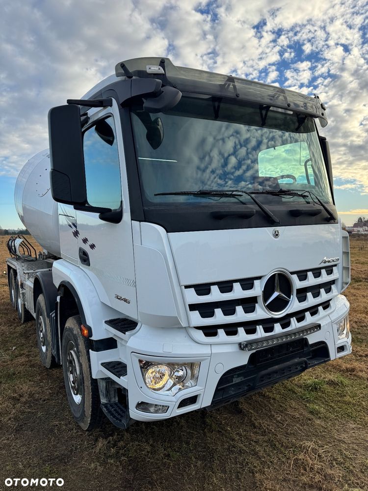 Mercedes-Benz AROCS - 5