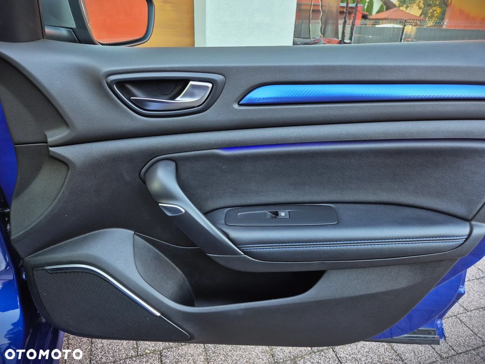 Renault Megane ENERGY TCe 205 EDC GT - 36