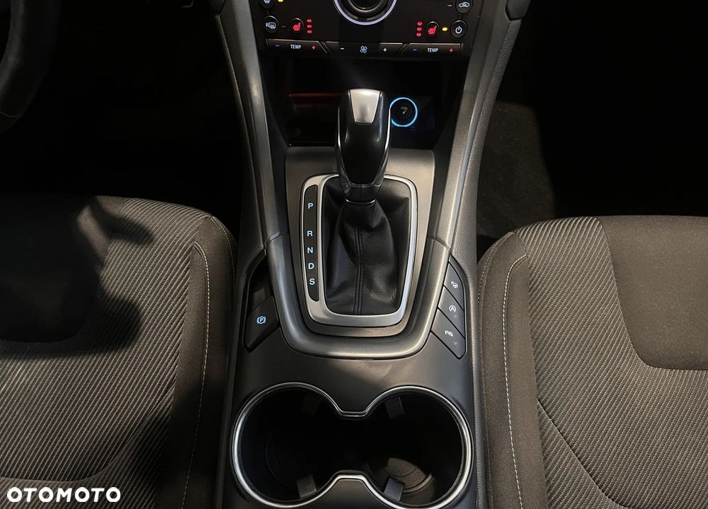 Ford Mondeo SW 2.0 TDCi S&S PowerShift-Aut Titanium - 19