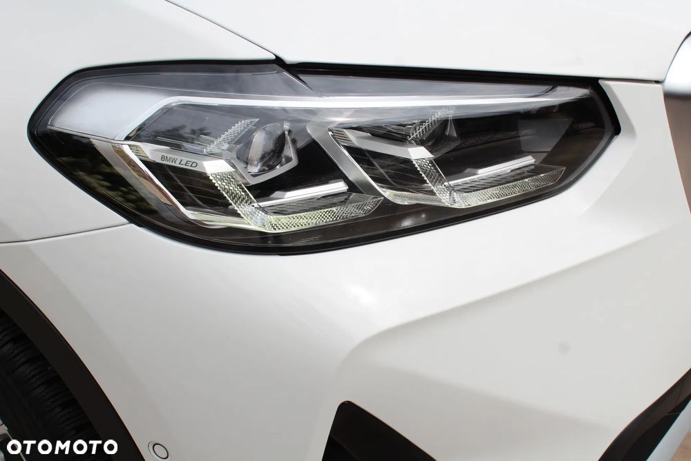 BMW X3 xDrive20i - 9