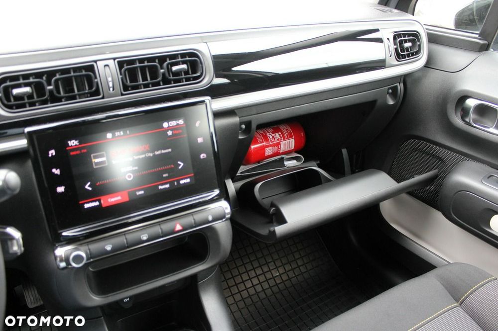 Citroën C3 1.2 PureTech Feel - 26