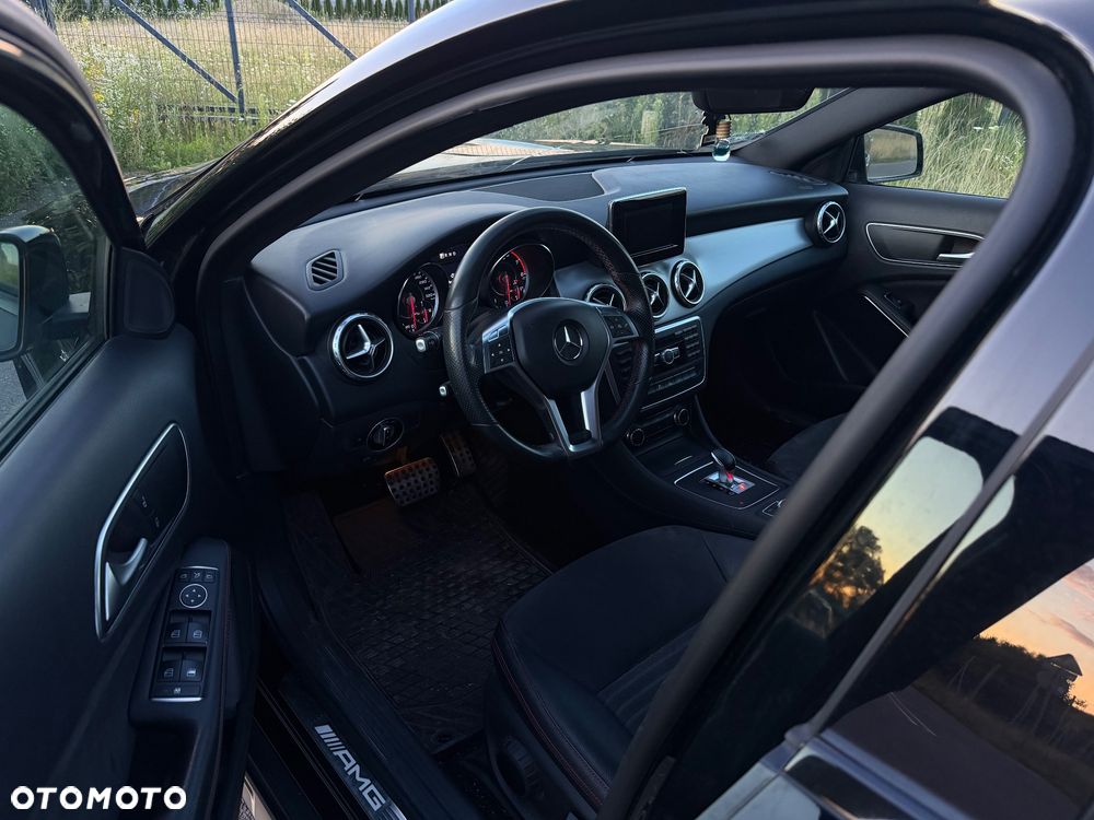 Mercedes-Benz GLA 45 AMG 4-Matic - 8