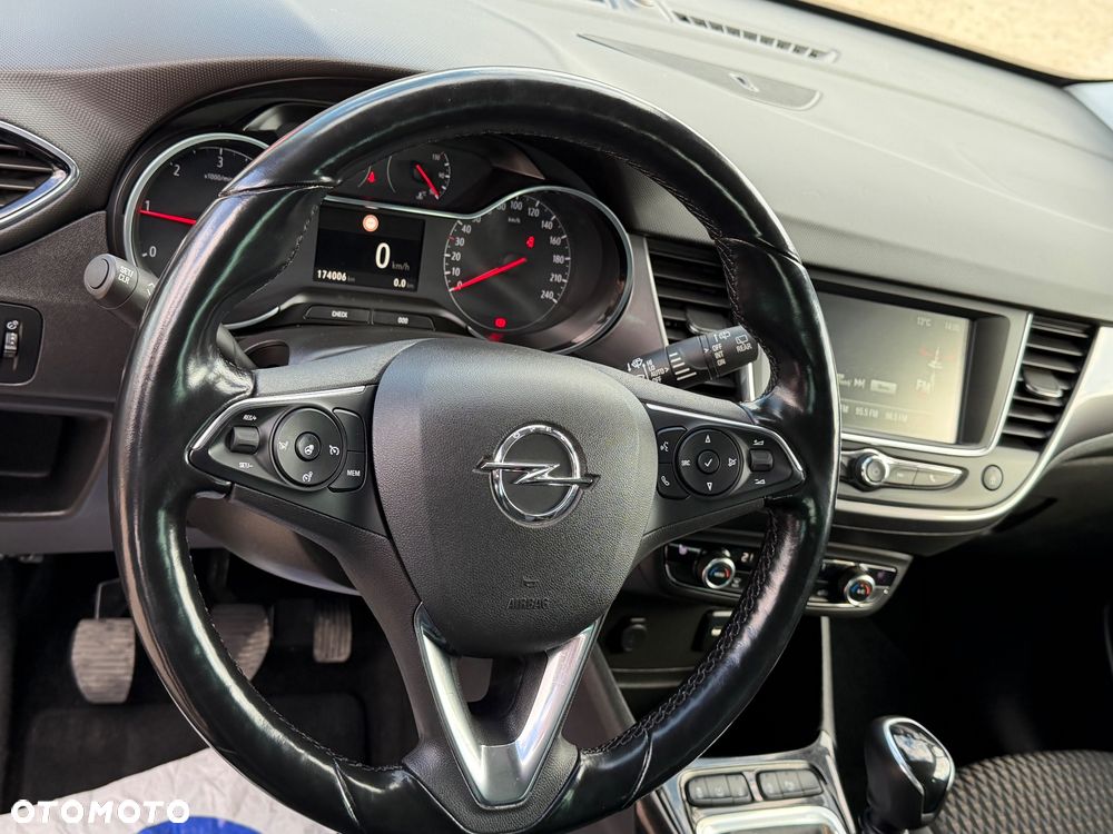 Opel Crossland X - 16