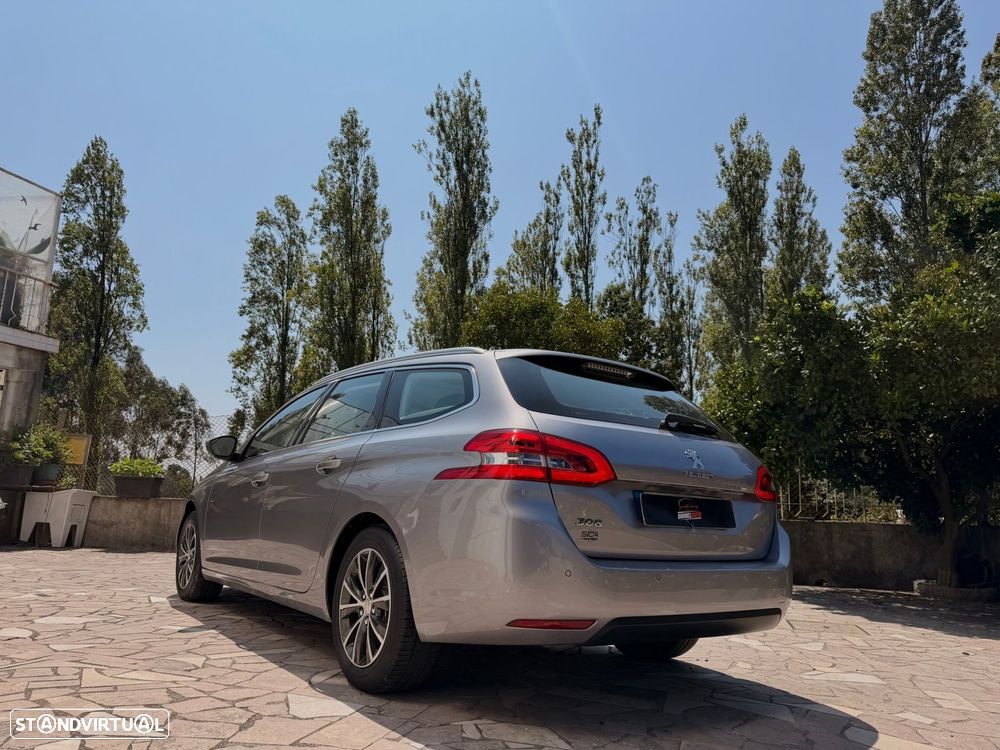 Peugeot 308 SW 1.2 PureTech Allure - 1