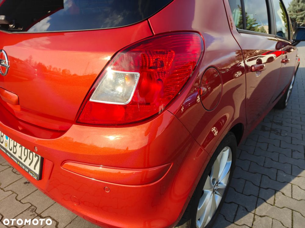 Opel Corsa 1.4 16V Active - 19