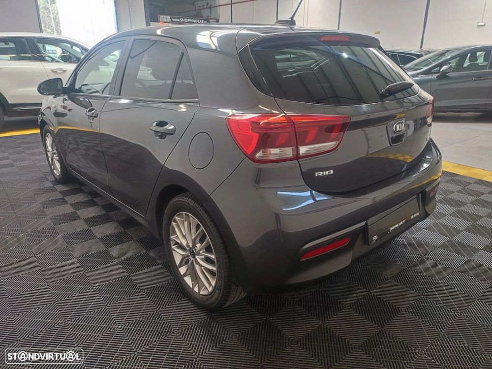 Kia Rio 1.4 CRDi 90 Platinum Edition - 13