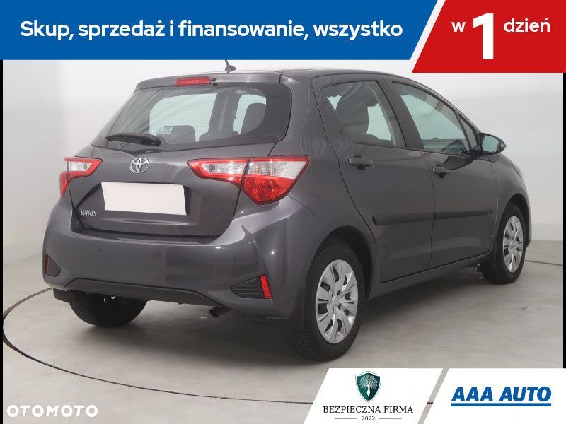 Toyota Yaris - 6