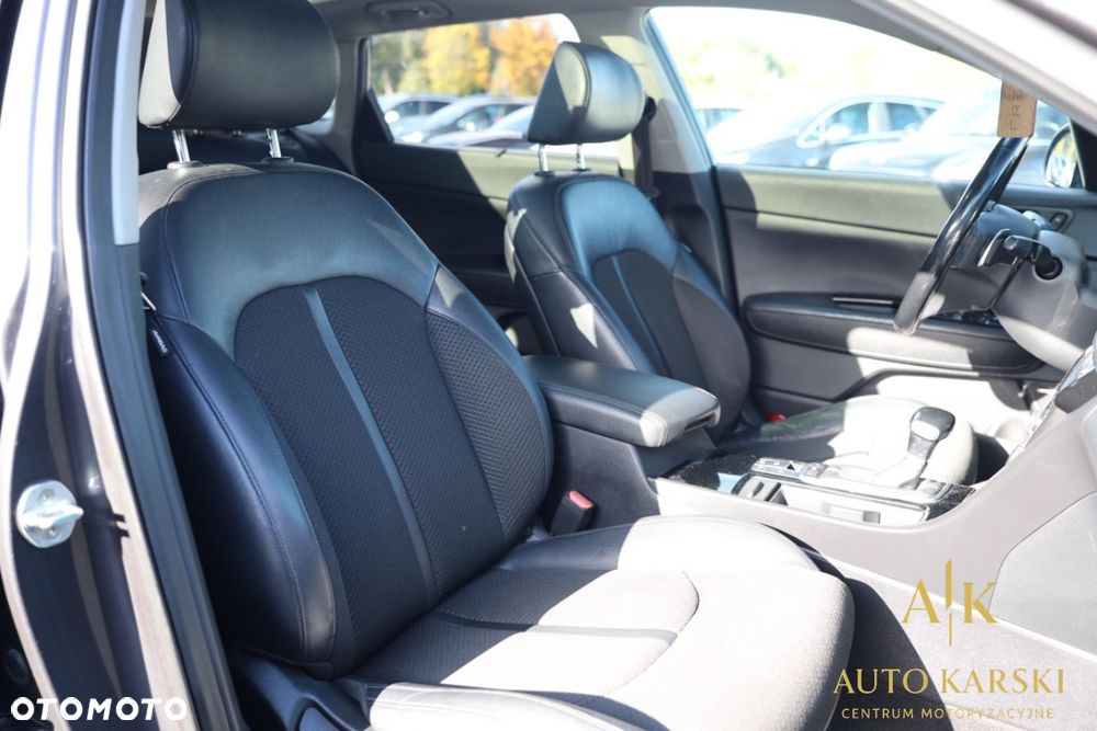 Kia Optima - 39