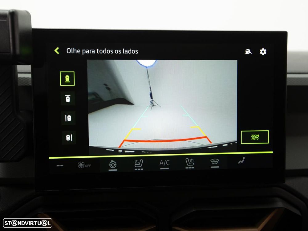 Dacia Duster 1.6 Hybrid Extreme - 27