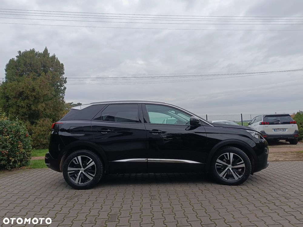 Peugeot 3008 1.2 PureTech GPF Allure S&S EAT8 - 6