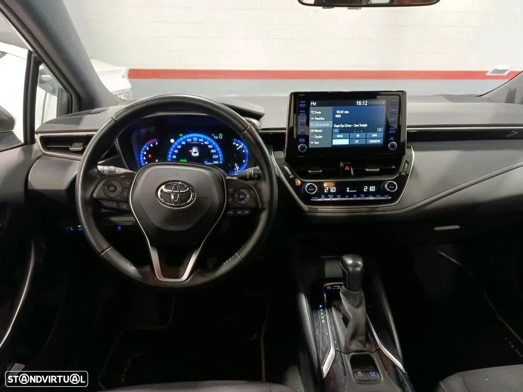 Toyota Corolla SD 1.8 Hybrid Comfort - 9