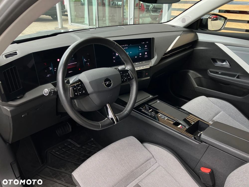 Opel Astra 1.2 T Elegance S&S - 37