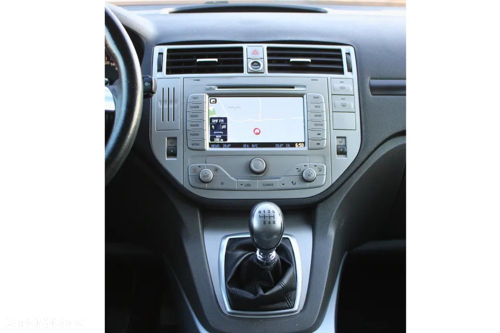 Ford Kuga 2.0 TDCi Titanium - 24