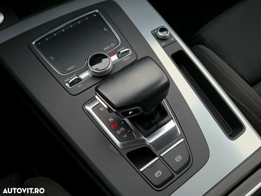 Audi Q5 40 TDI quattro S tronic sport - 15