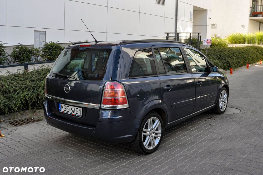 Opel Zafira 2007 photo 4