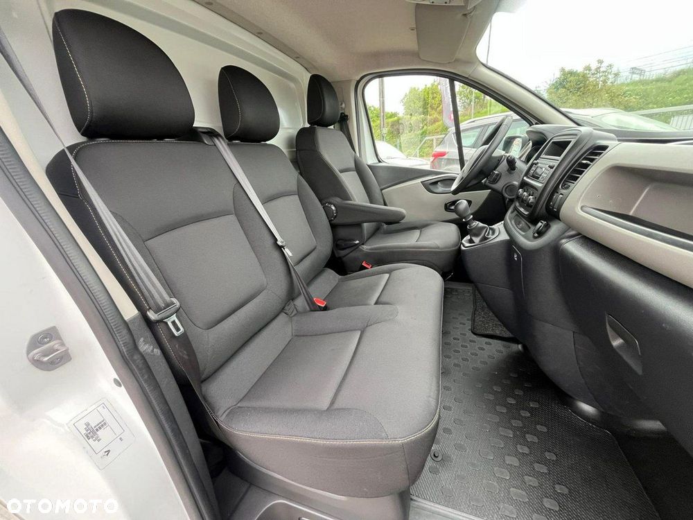 Renault Trafic - 19