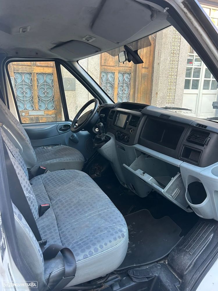 Ford Transit - 13