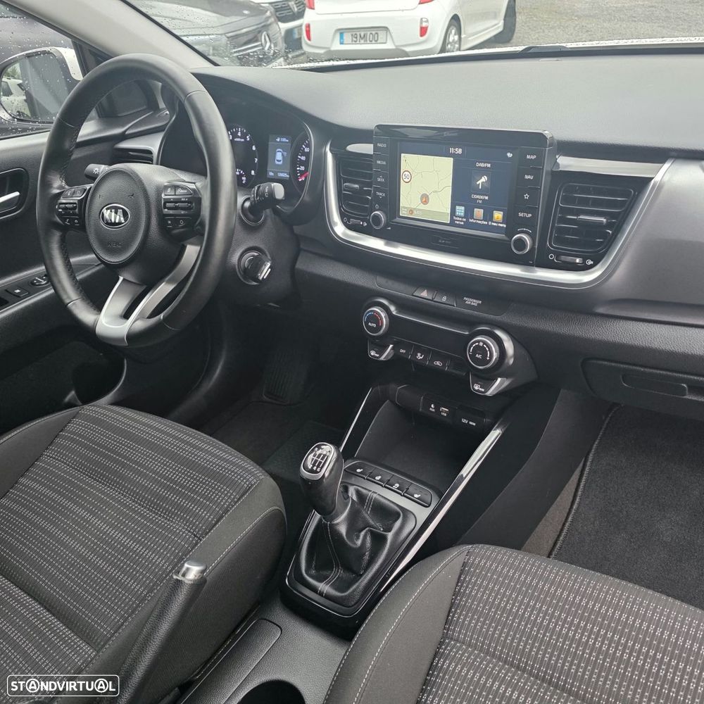 Kia Stonic - 31