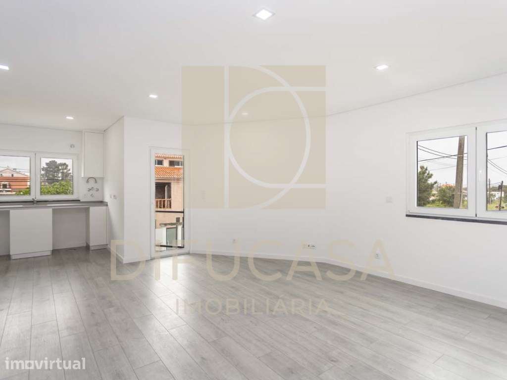R361 Apartamento T2 + 1 lugar de parqueamento na cave - Grande imagem: 4/22