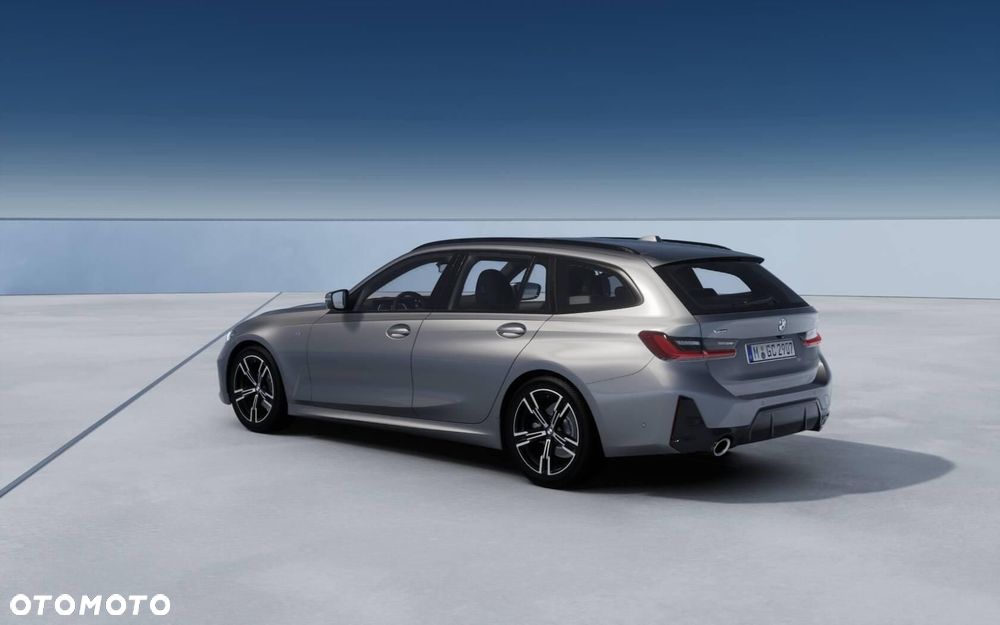 BMW Seria 3 330i xDrive M Sport sport - 2