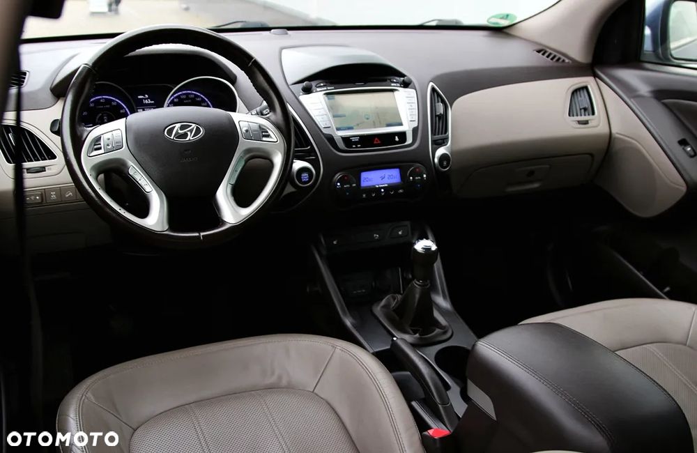 Hyundai ix35 2.0 4WD Premium - 23