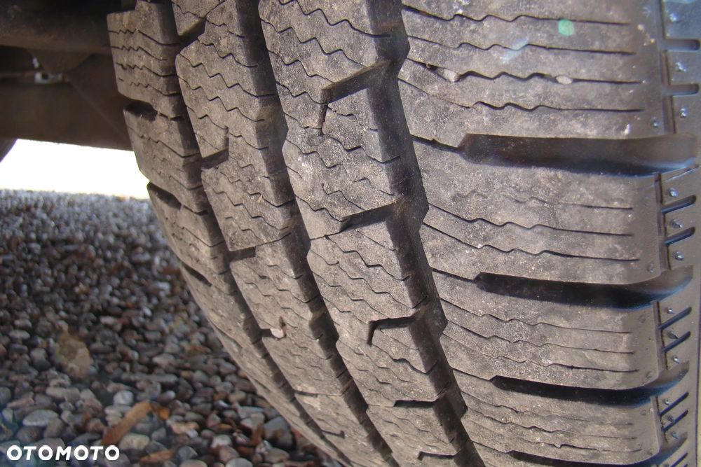 Ford Custom Transit - 10