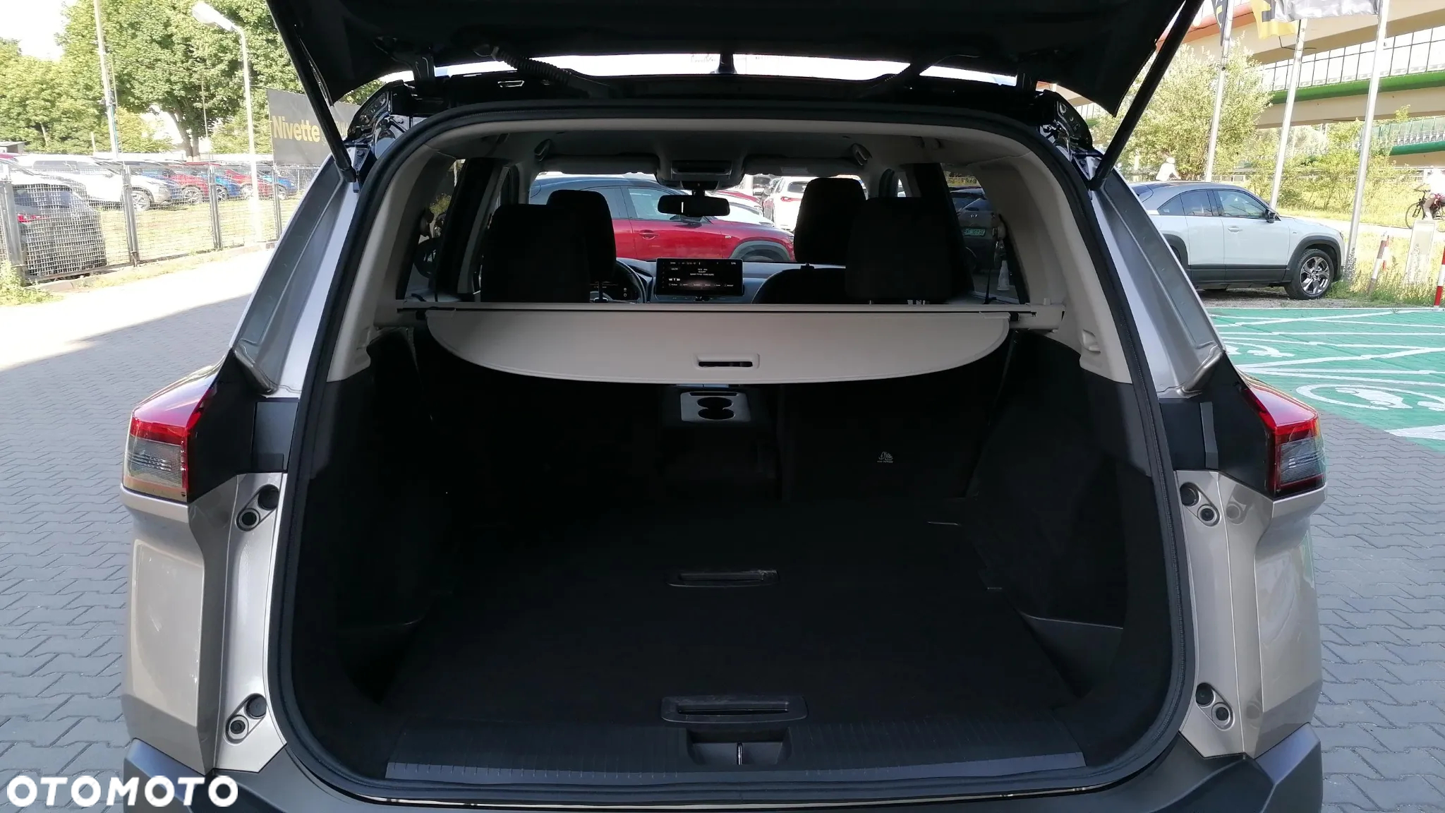 Nissan X-Trail 1.5 VC-T mHEV N-Connecta 2WD Xtronic - 17