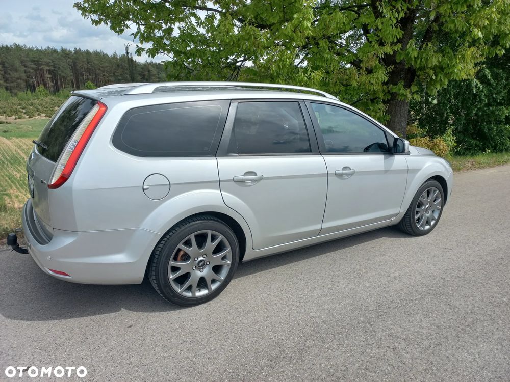 Ford Focus 1.6 TDCi Style - 19