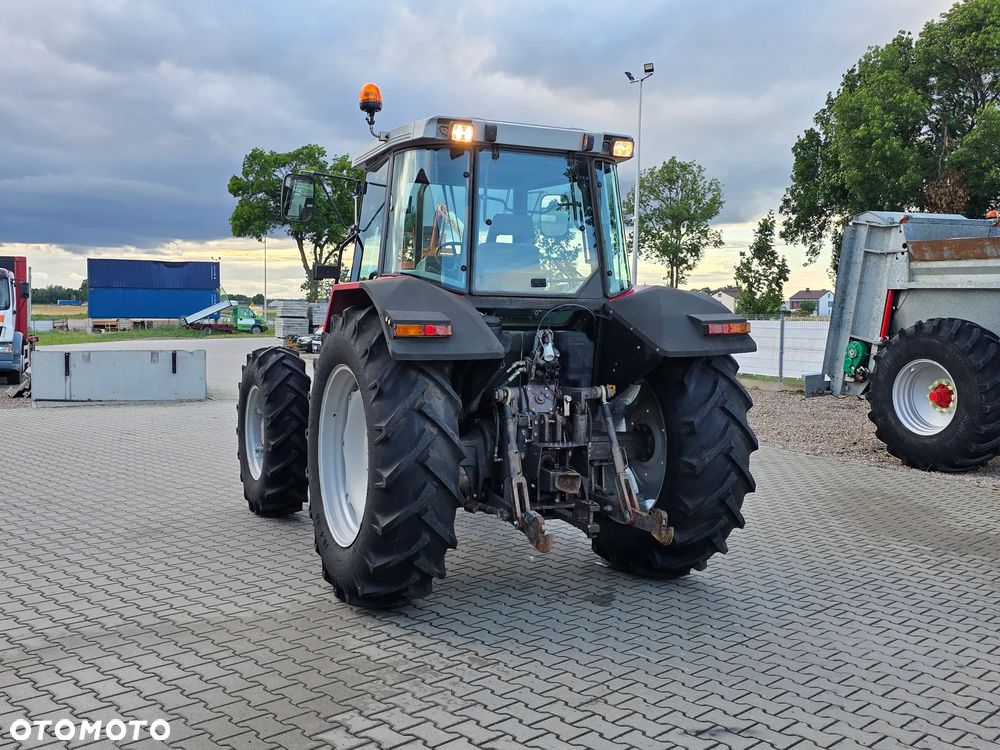 Massey Ferguson 6170 Dynashift 1995R - 16