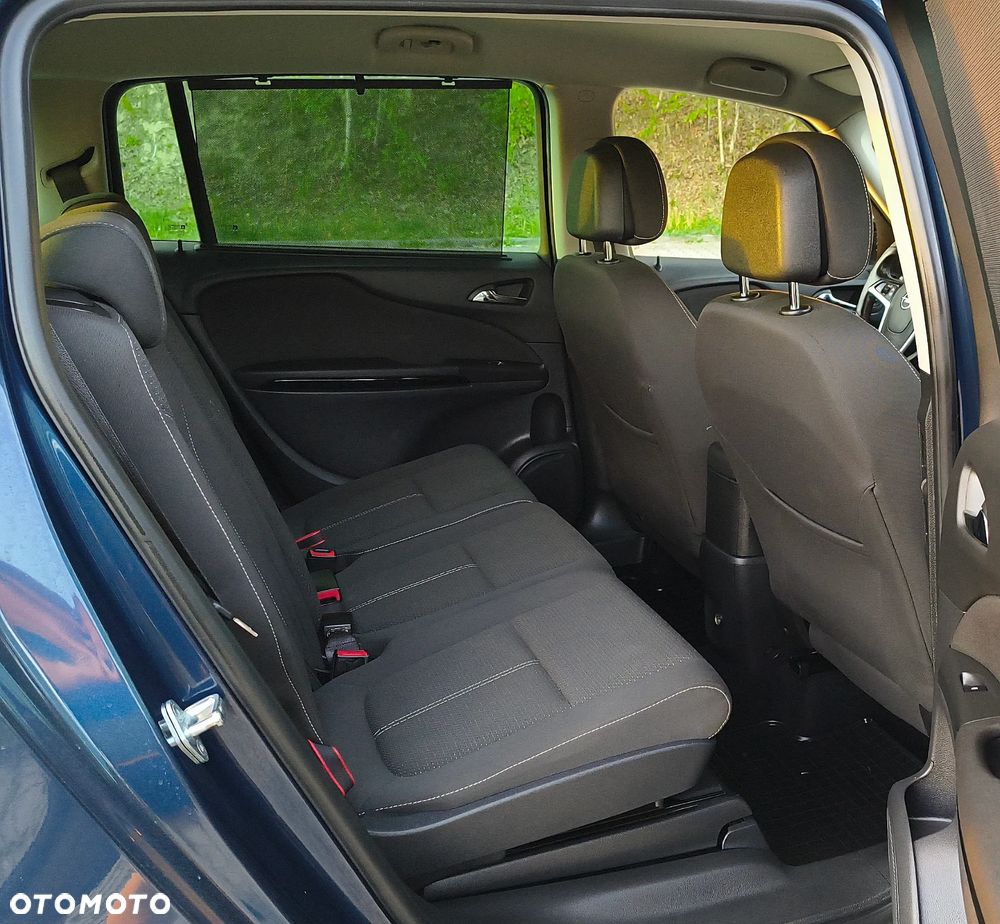 Opel Zafira - 14