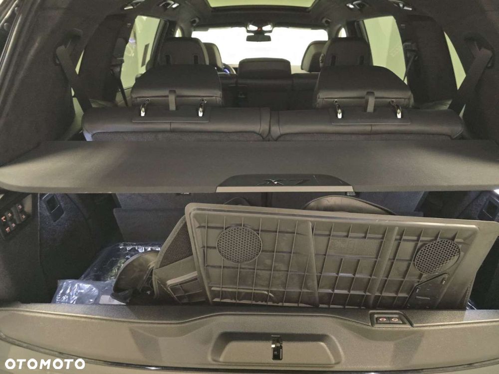 BMW X7 - 4