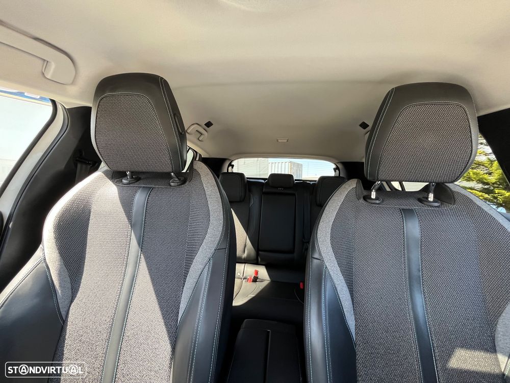 Peugeot 308 1.5 BlueHDi Allure Pack EAT8 - 51