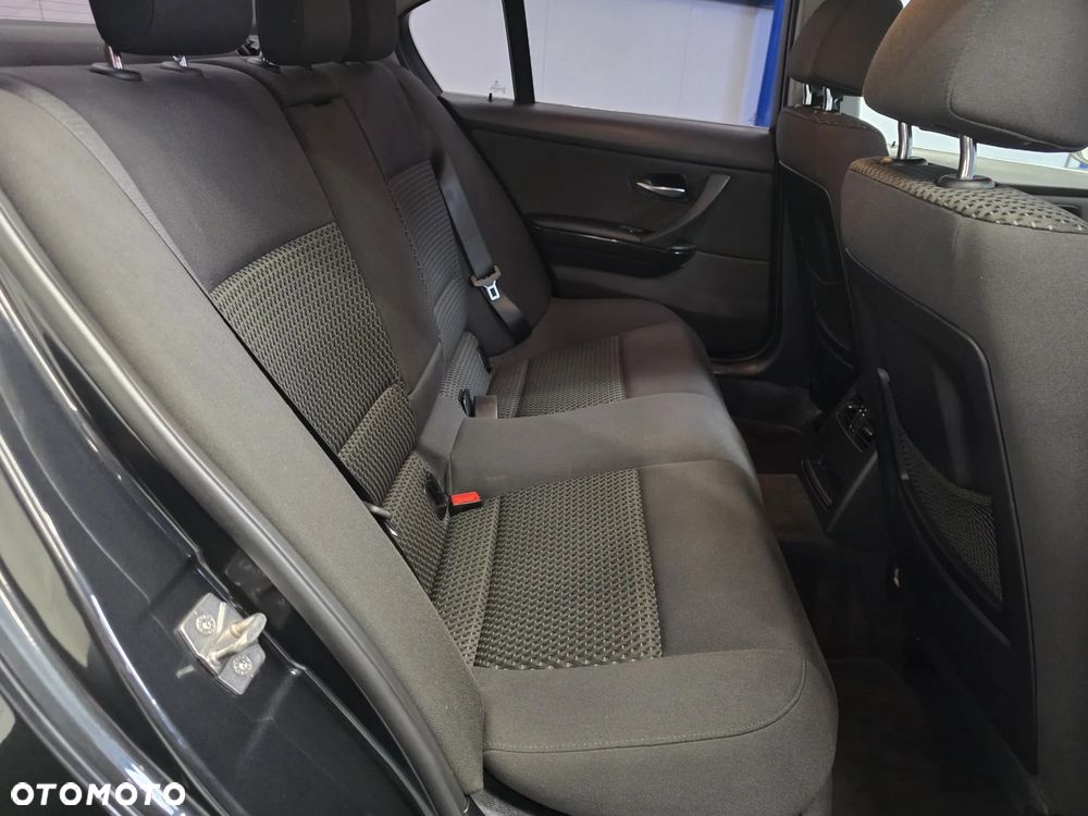 BMW Seria 3 318i Edition Lifestyle - 26