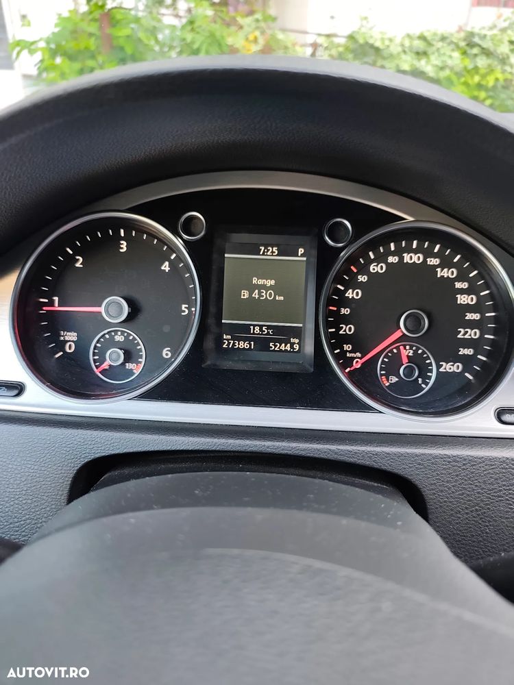 Volkswagen Passat 2.0 TDI BlueMotion Technology DSG Highline - 11