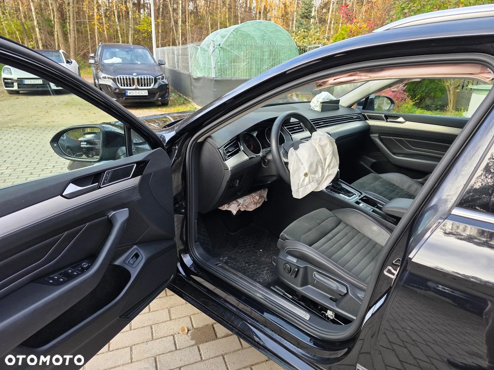 Volkswagen Passat Variant 2.0 TDI EVO Elegance DSG - 10