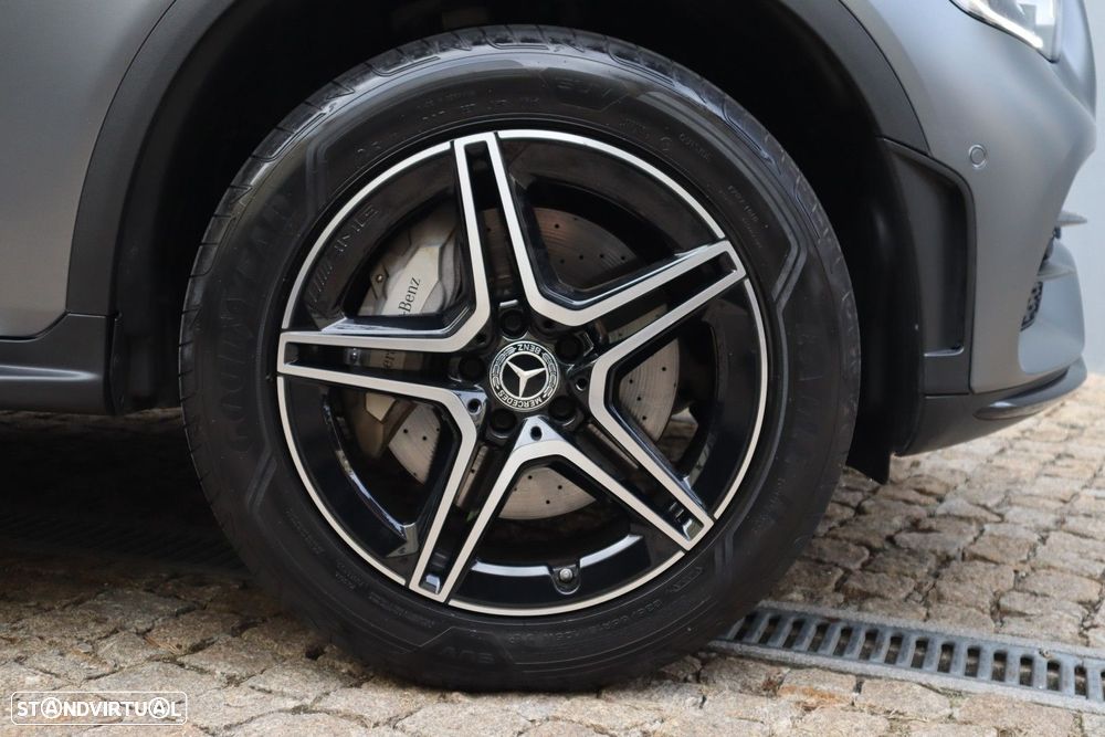 Mercedes-Benz GLC 300 de Coupe 4Matic 9G-TRONIC AMG Line - 9
