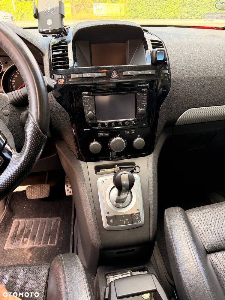 Opel Zafira 1.8 Family - 8