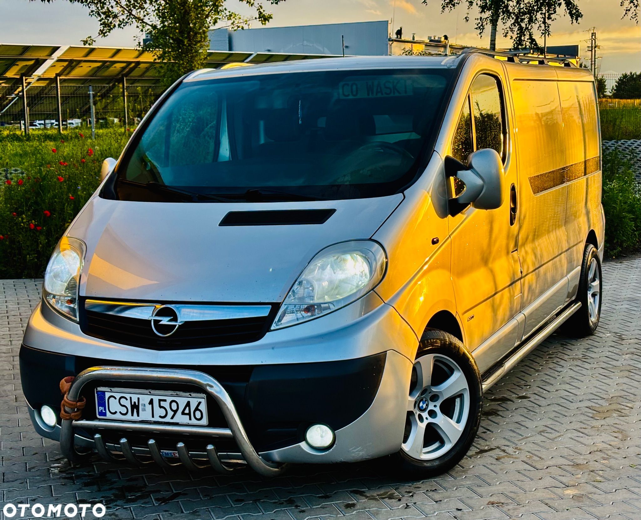 Opel Vivaro - 1