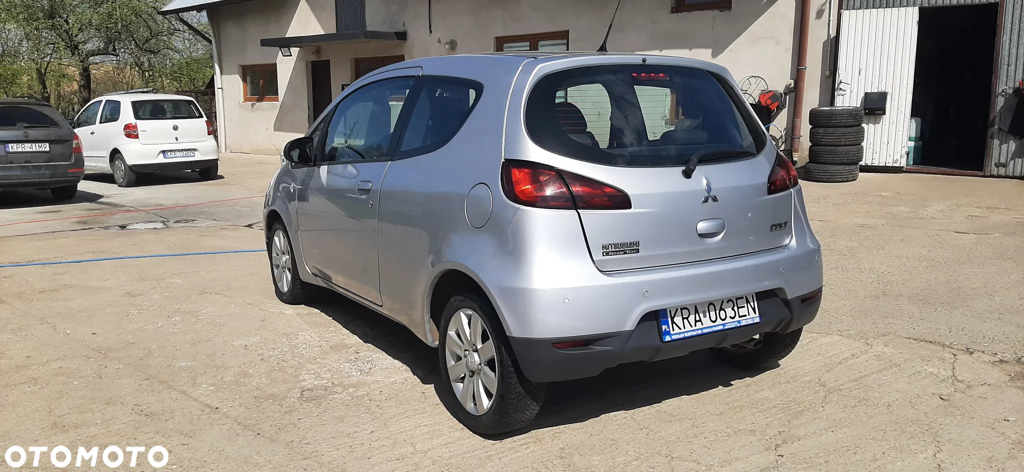 Mitsubishi Colt - 25